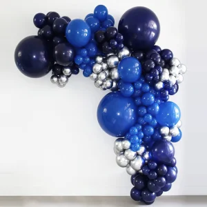 تم تولد آبی و سفید