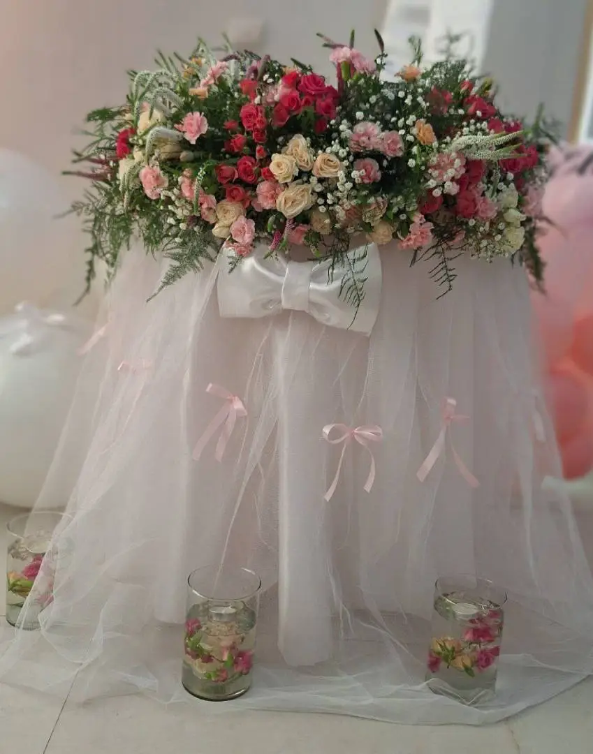 گل آرایی میز