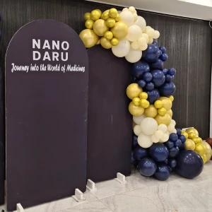 بادکنک آرایی سرمه ای طلایی