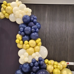 تم تولد سرمه ای طلایی