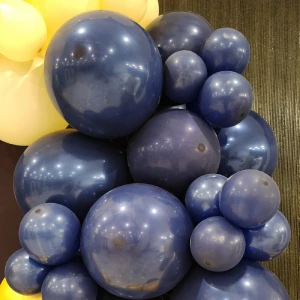 تم تولد سرمه ای