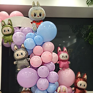 بادکنک آرایی لبوبو