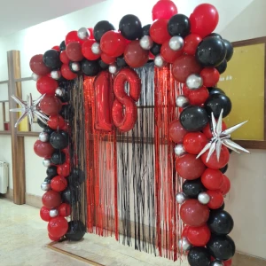 بادکنک آرایی قرمز مشکی