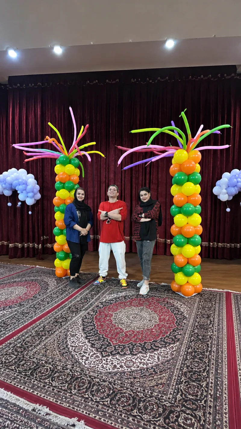 بادکنک آرایی سینما