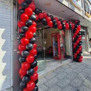 بادکنک آرایی قرمز مشکی افتتاحیه