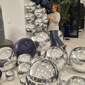 بادکنک آرایی با اوربز