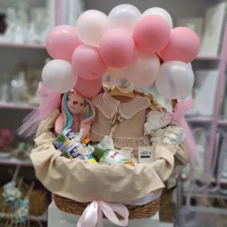 سبد هدیه نوزاد