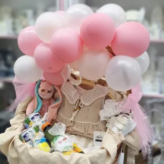 سبد هدیه نوزاد