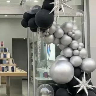 تم بلک فرایدی
