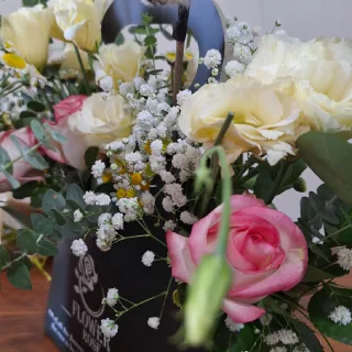 باکس گل مینیمال