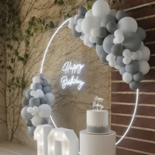 تم نقره ای سفید